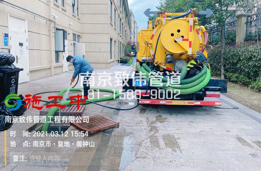 322商铺幼儿园隔油池清理